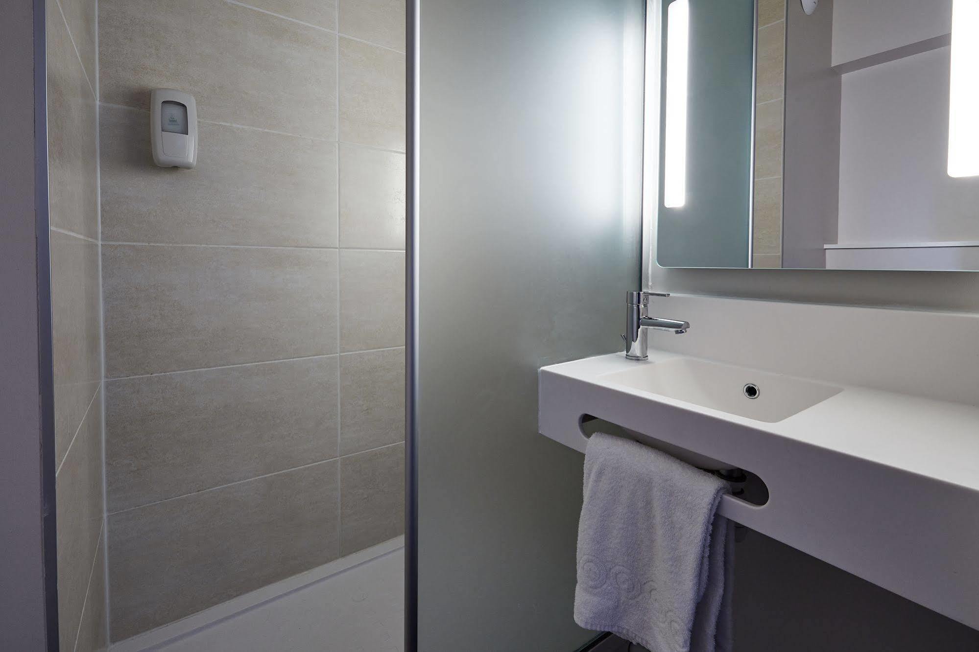 B&B Hotel Corbeil-Essonnes Zewnętrze zdjęcie